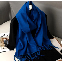 Szal z fredzlami chabrowy...