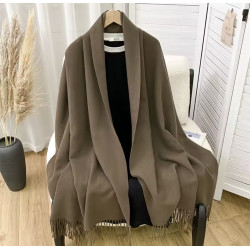 Szal z frędzlami czekoladowy