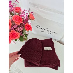 Komplet cashmere bordowy...